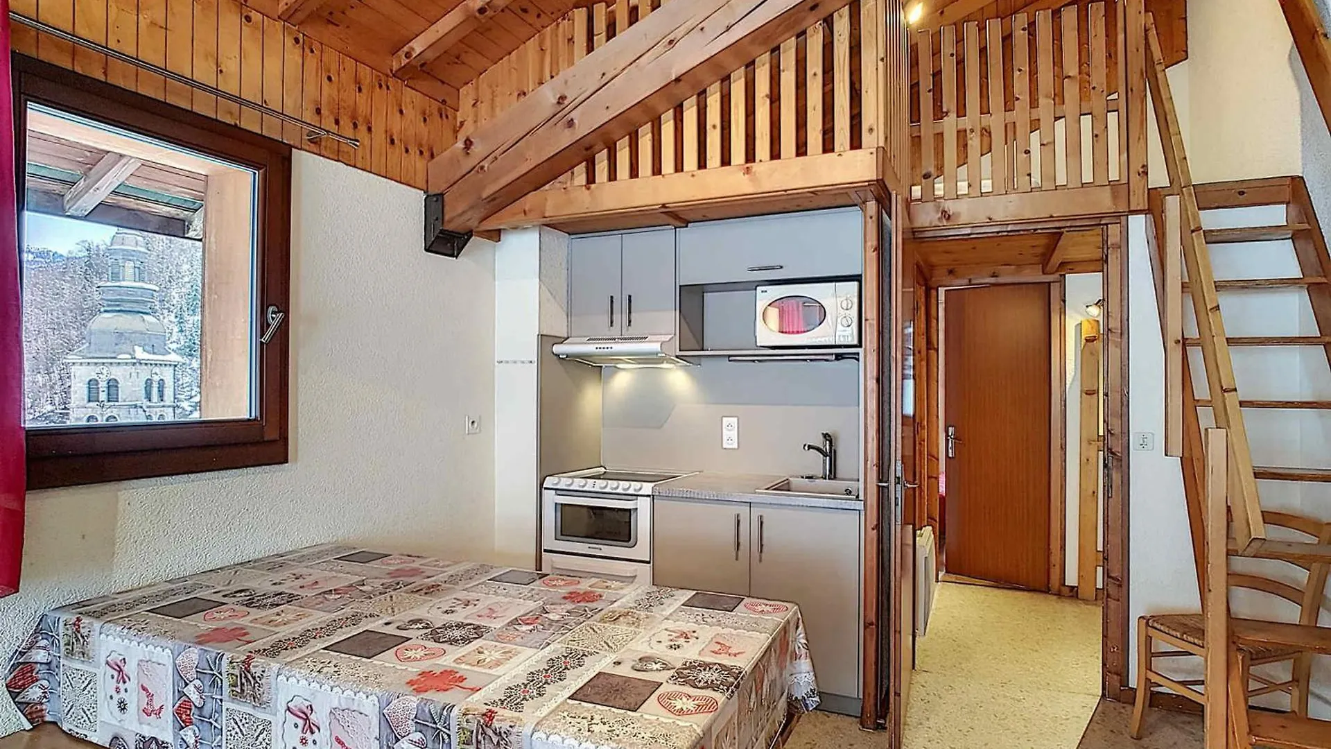La Clusaz: Apt Pour 8 Pers, 2 Chambres, Parking, Wifi, Animaux - Fr-1-818-26 Frankrike