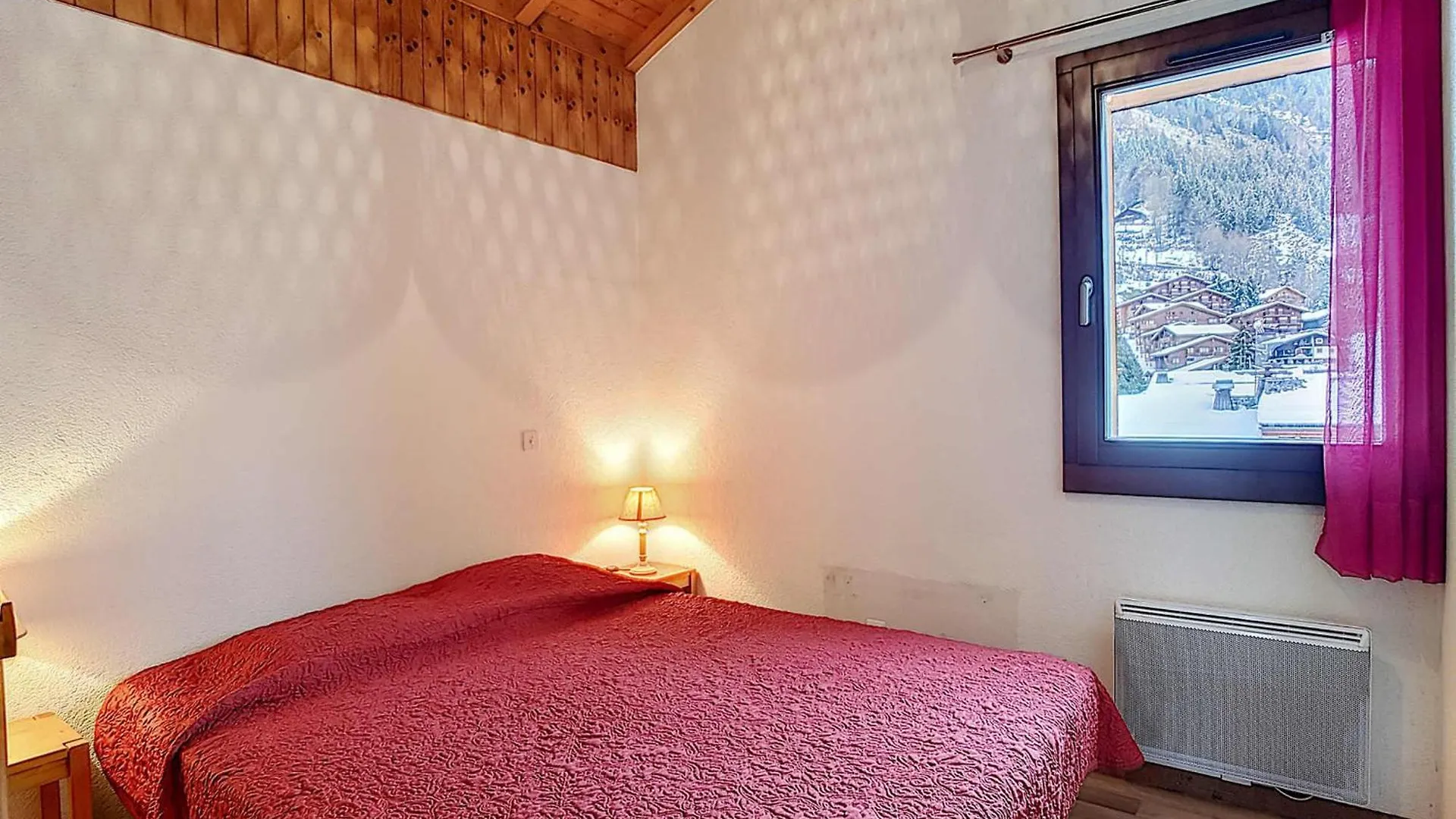 La Clusaz: Apt Pour 8 Pers, 2 Chambres, Parking, Wifi, Animaux - Fr-1-818-26 La Clusaz